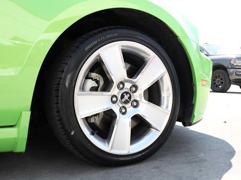 Used 2013 Ford Mustang GT RWD image 51