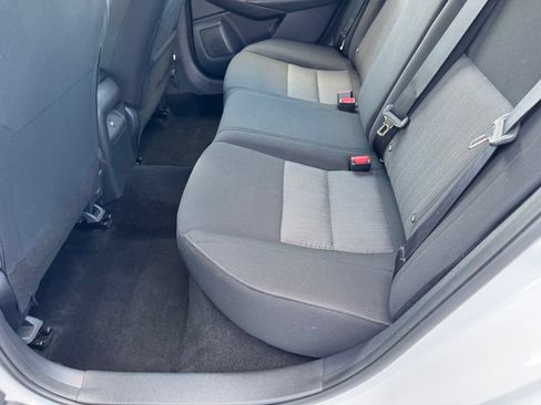 Used 2025 Nissan Sentra SV FWD image 14