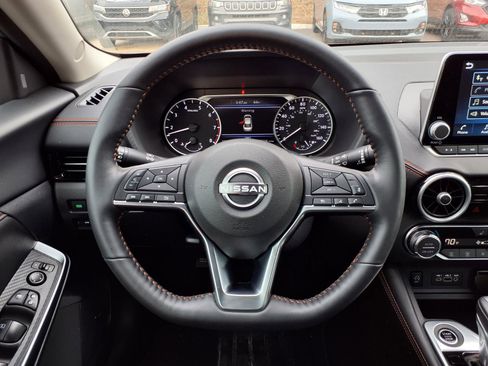 Certified 2025 Nissan Sentra SR w/ SR Premium Package image 14