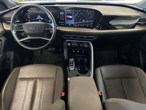 Used 2025 Audi Q5 Premium w/ Convenience Package AWD/4WD image 15