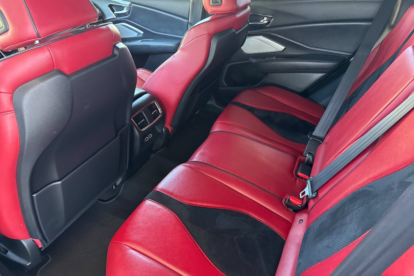 Used 2019 Acura RDX w/ Advance Package FWD image 6