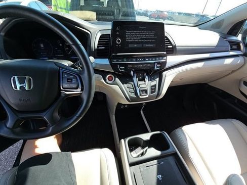 Used 2025 Honda Odyssey EX-L image 13