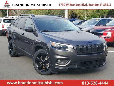 Used 2020 Jeep Cherokee Latitude Plus image 1