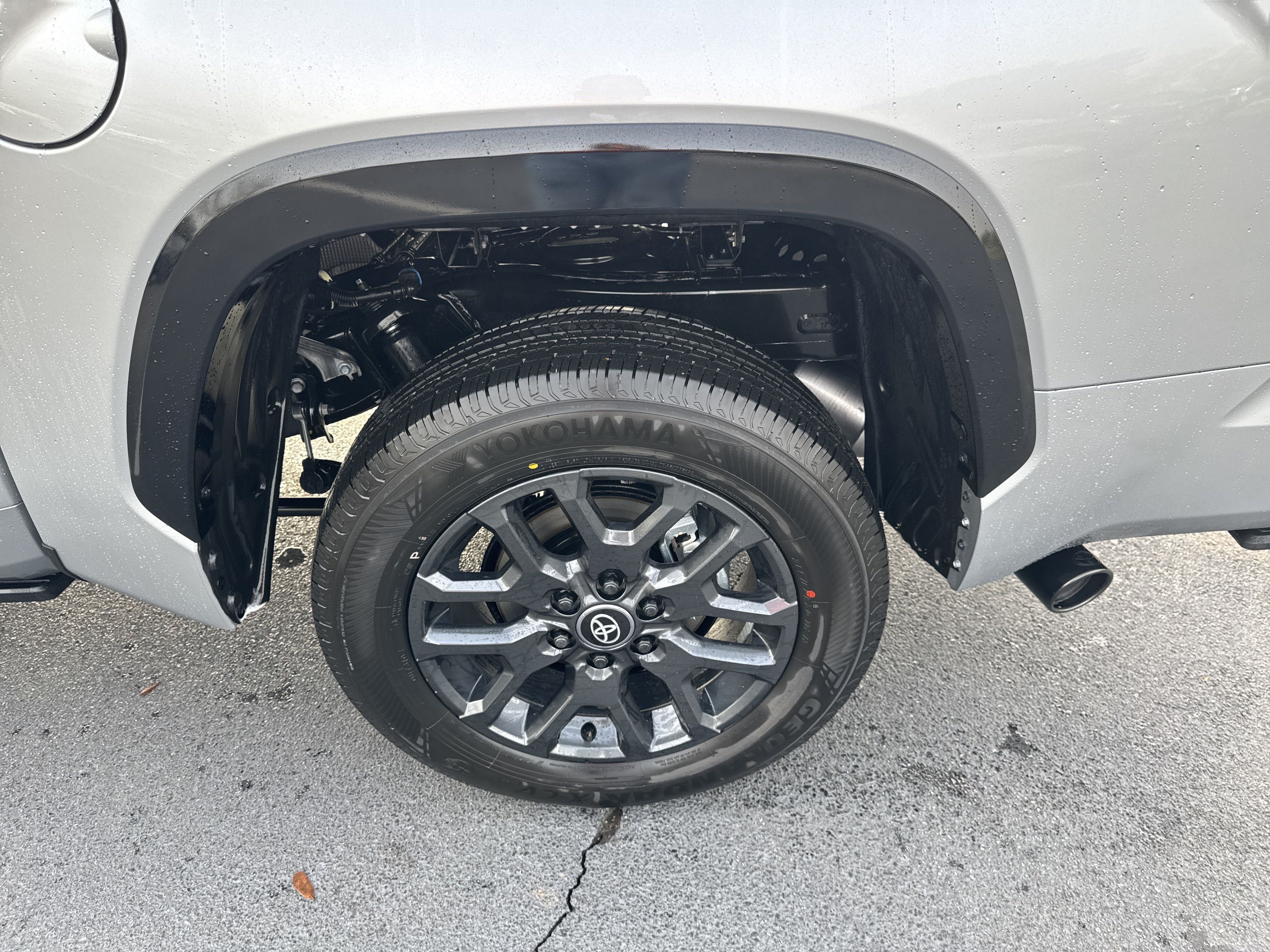 New 2025 Toyota Tundra Platinum AWD/4WD image 12