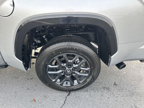 New 2025 Toyota Tundra Platinum image 12