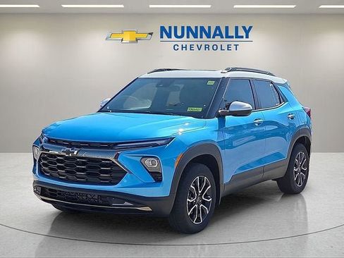 New 2025 Chevrolet TrailBlazer ACTIV w/ Convenience Package AWD/4WD image 1