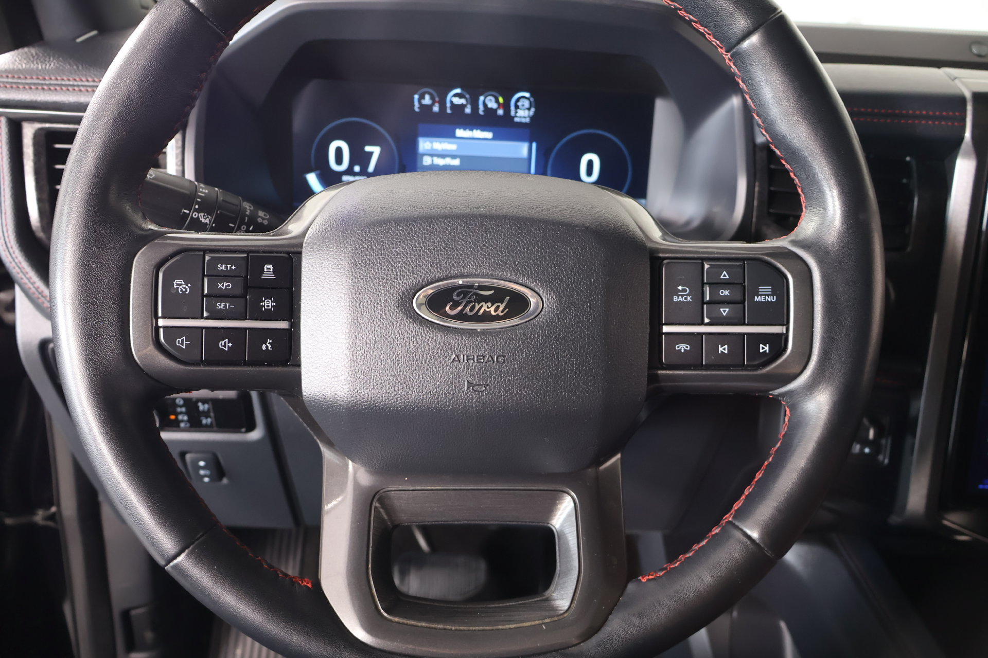 Used 2024 Ford Expedition Max Limited AWD/4WD image 3