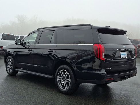 Used 2025 Ford Expedition Max Active image 4