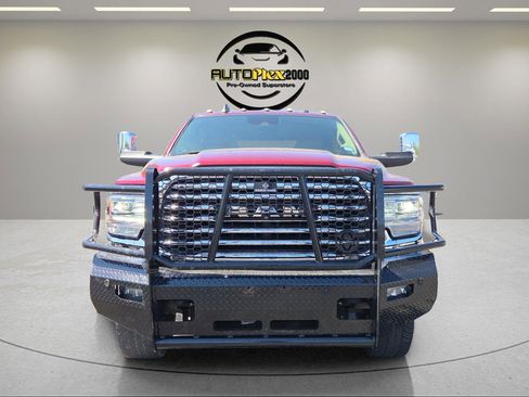 Used 2019 RAM 2500 Limited image 2
