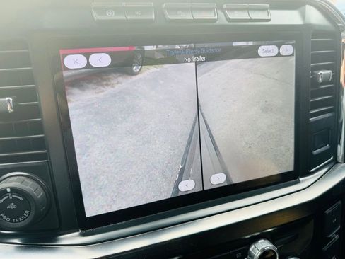 Used 2023 Ford F350 Lariat w/ Black Appearance Package AWD/4WD image 29