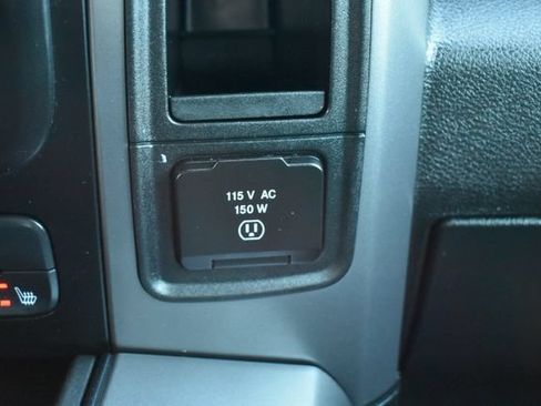 Used 2022 RAM 1500 Classic Warlock AWD/4WD image 30