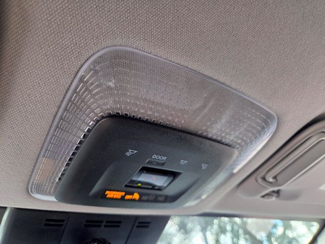 Used 2024 Toyota Prius LE FWD image 30