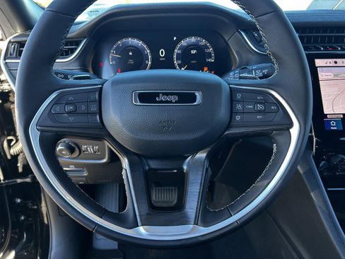 New 2025 Jeep Grand Cherokee L Limited w/ Trailer Tow Package image 18