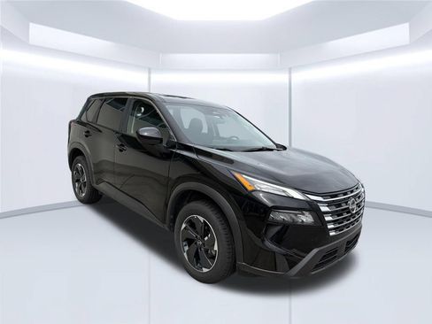 Used 2025 Nissan Rogue SV AWD/4WD image 9