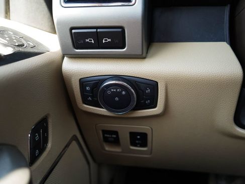 Used 2018 Ford F150 Lariat AWD/4WD image 31