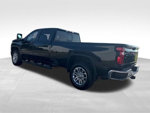 Used 2020 Chevrolet Silverado 2500 LT w/ True North Edition AWD/4WD image 2