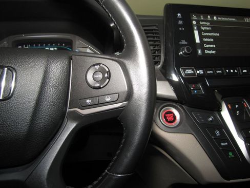 Used 2021 Honda Odyssey EX-L image 6