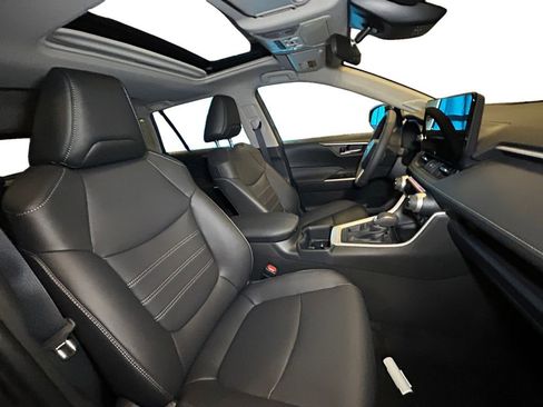 New 2025 Toyota RAV4 XLE Premium image 15