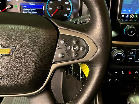 Used 2022 Chevrolet Colorado Z71 image 13