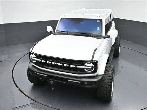 Used 2025 Ford Bronco Outer Banks AWD/4WD image 40