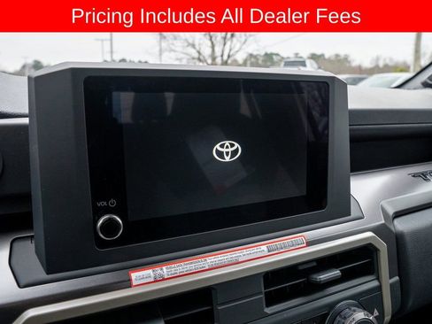 New 2025 Toyota Tacoma TRD Off-Road AWD/4WD image 12