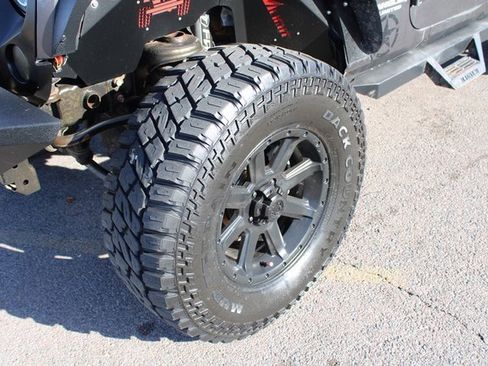 Used 2016 Jeep Wrangler Unlimited Sport image 14