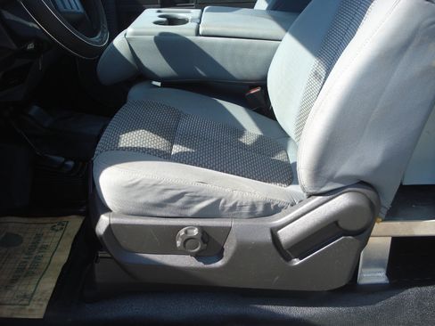 Used 2016 Ford F250 XL w/ Power Equipment Group image 27