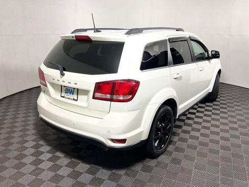 Used 2019 Dodge Journey SE w/ Premium Group AWD/4WD image 16