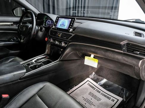 Used 2022 Honda Accord Sport image 14