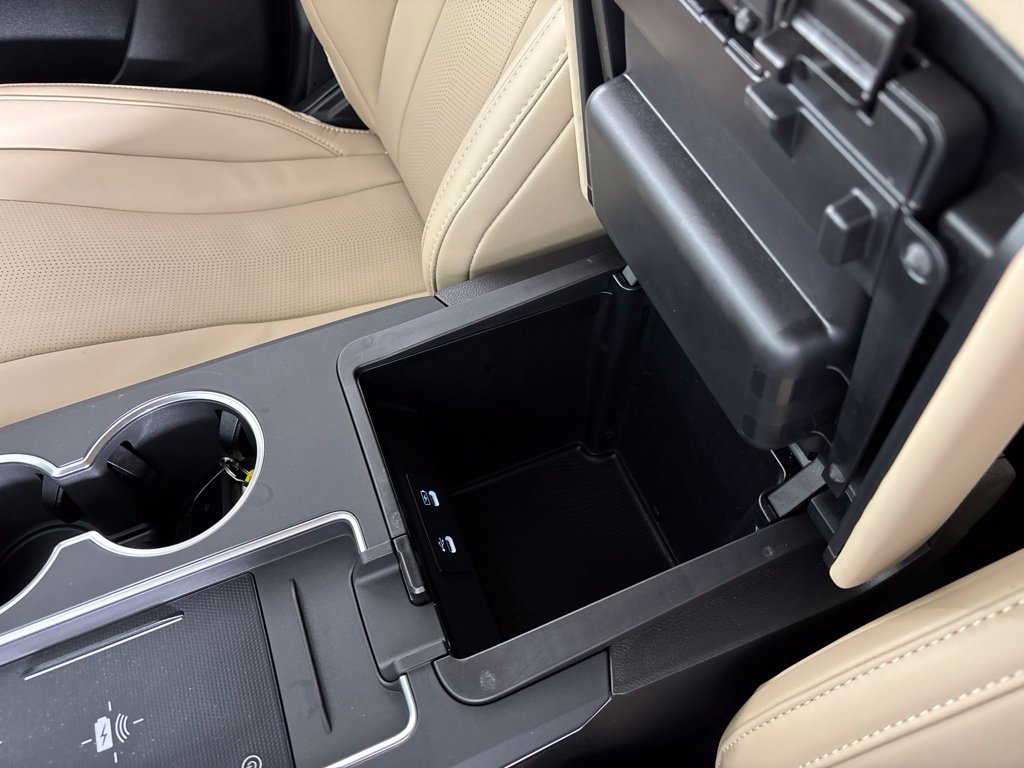 Certified 2026 Acura MDX w/ Technology Package FWD image 41