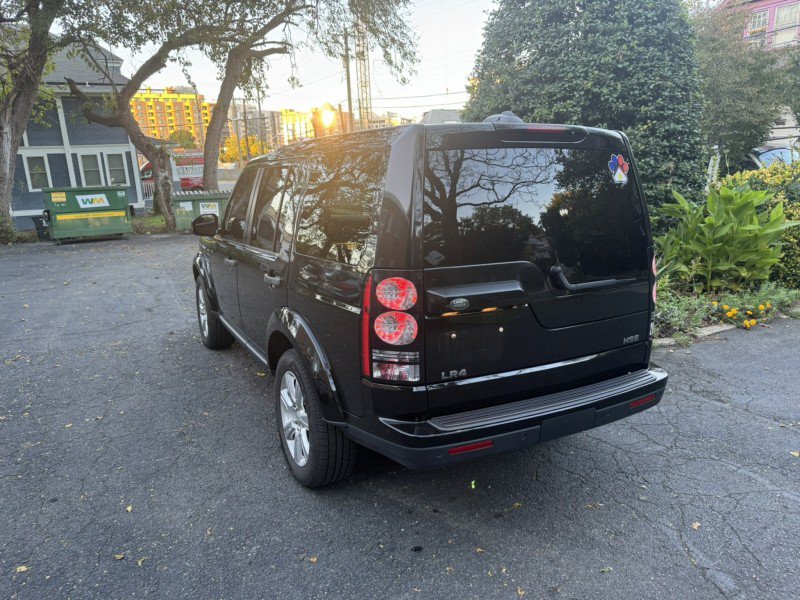 Used 2014 Land Rover LR4 HSE AWD/4WD image 4