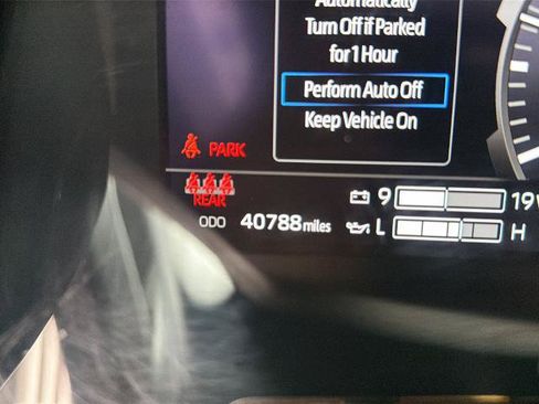 Used 2024 Toyota Tundra Platinum AWD/4WD image 30