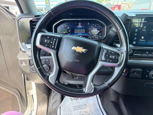 Used 2024 Chevrolet Silverado 2500 LT w/ Convenience Package AWD/4WD image 13