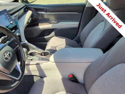 Used 2023 Toyota Camry LE image 10
