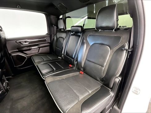 Used 2024 RAM 1500 Laramie AWD/4WD image 19