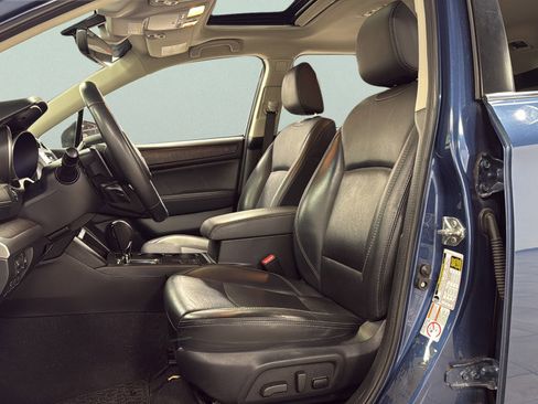 Used 2019 Subaru Outback 2.5i Limited image 16