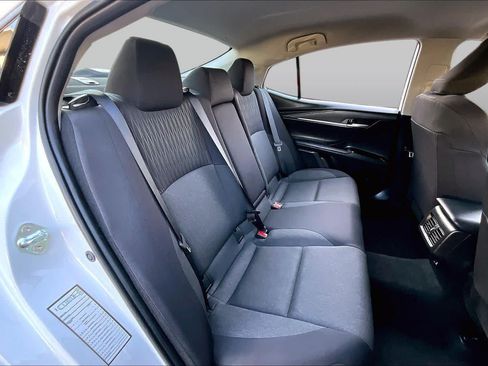 Used 2025 Toyota Camry LE FWD image 19