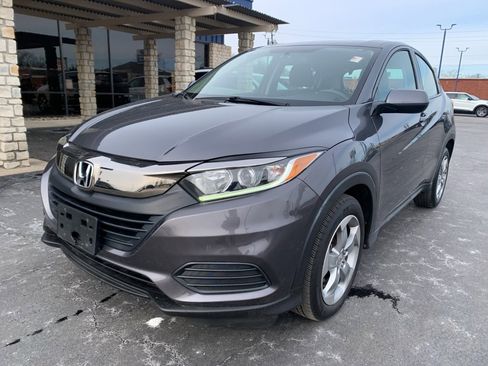 Used 2019 Honda HR-V LX image 7