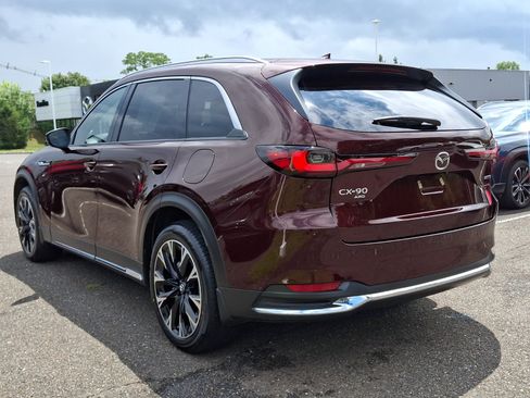Certified 2025 MAZDA CX-90 Plug-In Hybrid w/ Premium Plus AWD/4WD image 4