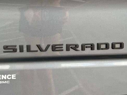 Used 2021 Chevrolet Silverado 1500 RST image 11