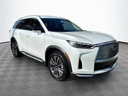 Certified 2026 INFINITI QX60 Luxe w/ Cargo Package FWD image 4