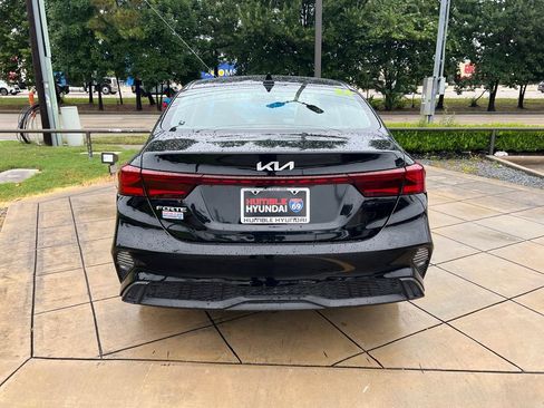 Used 2024 Kia Forte LXS FWD image 12
