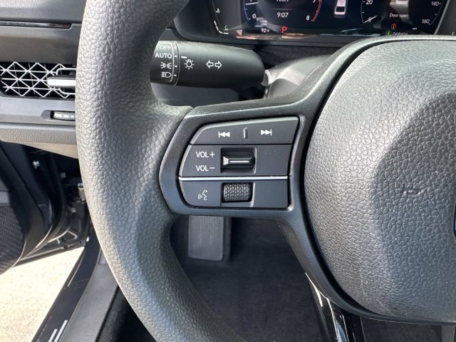 Used 2023 Honda Accord EX image 23