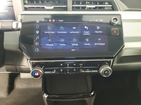 New 2027 Chevrolet Bolt LT FWD image 17