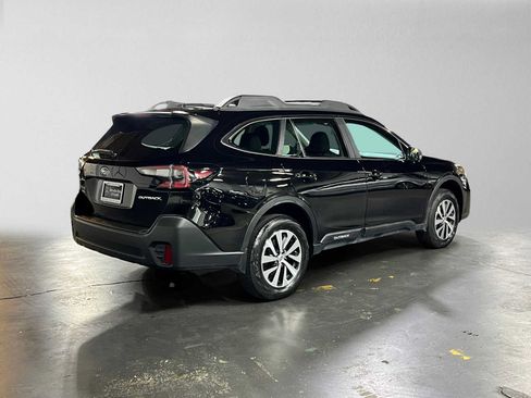 Used 2020 Subaru Outback AWD/4WD image 3