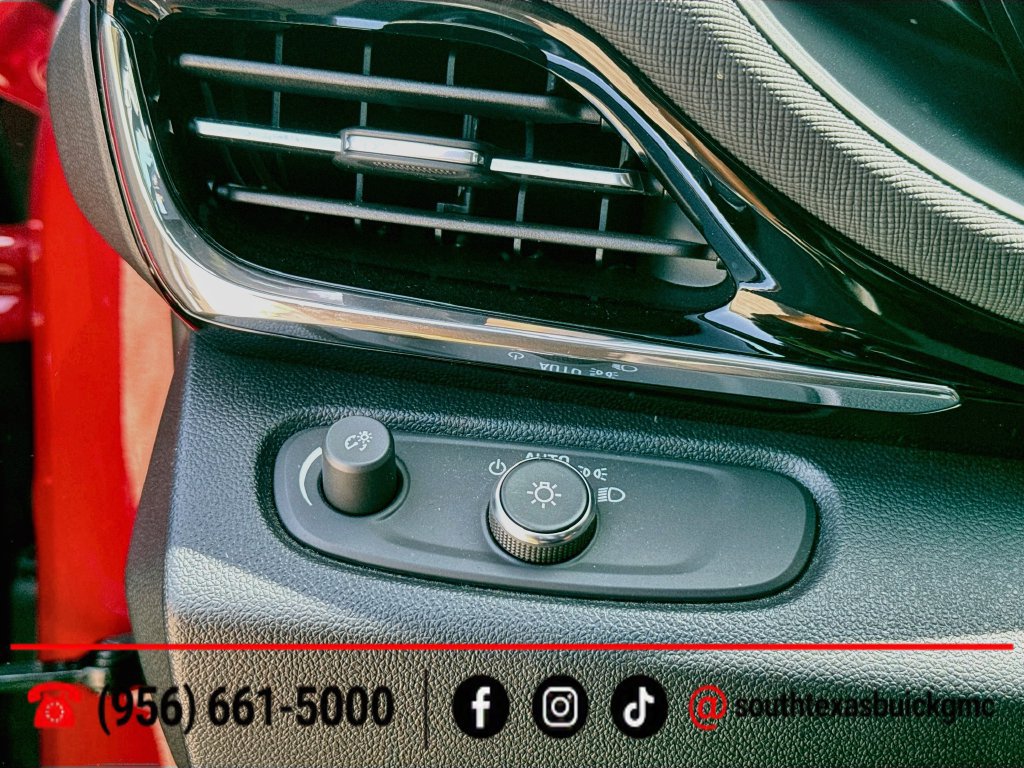 Used 2026 Buick Envista Preferred FWD image 21