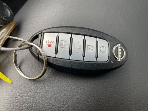 Used 2025 Nissan Altima 2.5 SR image 23