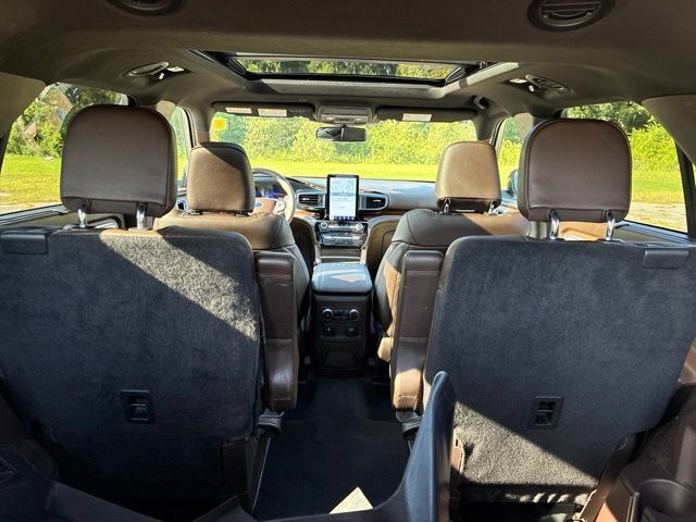 Used 2022 Ford Explorer King Ranch w/ Class IV Trailer Tow Package AWD/4WD image 18