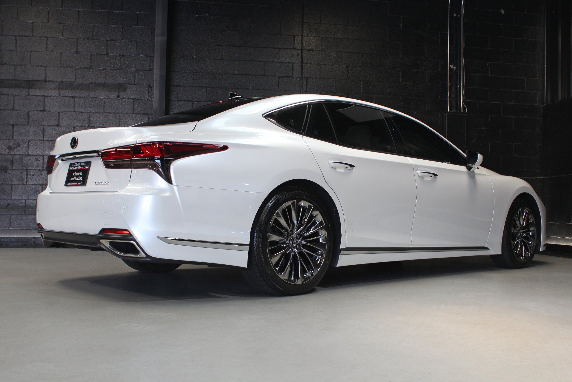 Used 2022 Lexus LS 500 w/ Interior Upgrade Package RWD image 19