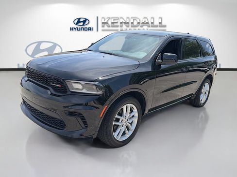 Used 2025 Dodge Durango GT AWD/4WD image 3